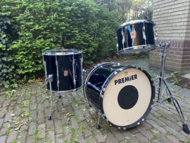 PREMIER bopset zwart in 18-10-12-14fl..395,-.....en PREMIER/Beverley vintage bopset 18-12-14 (x8 in basket)...395,-