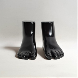 voeten etalage decoratie decoration black feet gaetano pesce style 1980s / 1990s