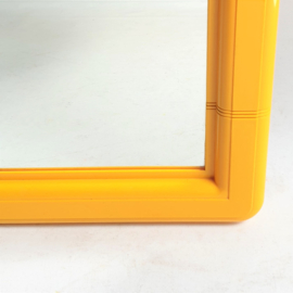 spiegel gele rand space age yellow mirror 1970s