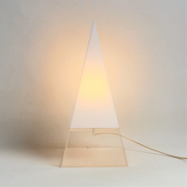 tafellamp piramide table lamp pyramid plexiglass 1990s