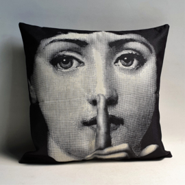 fornasetti style kussen art cushion "ssttt"