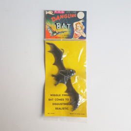 halloween vleermuis dangling bat in package 1960s