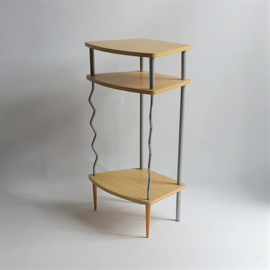 tafel bijzettafel kast side table cabinet memphis design style 1990s