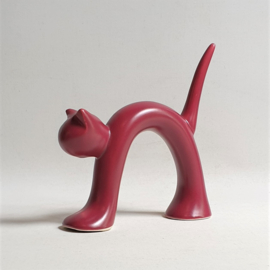 beeld kat figuur Israel Naaman stretching cat figurine 1980s