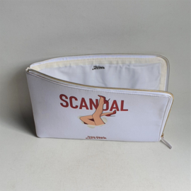 toilettas make-up bag jean-paul gaultier scandal