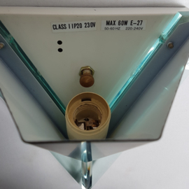 wandlamp wall lamp plexi pyramide 1980s