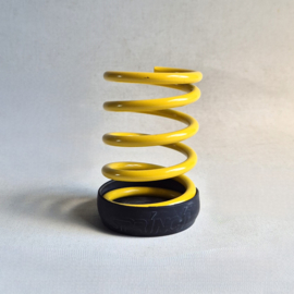 pennenbak geel spiraal spiral yellow pencil box sprincil 1980s