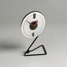 klok table clock memphis style 1990s