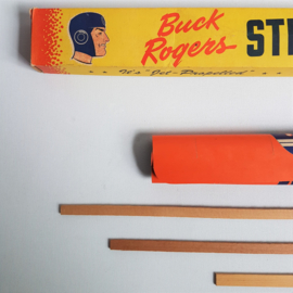 buck rogers strato kite complete unused in box 1946