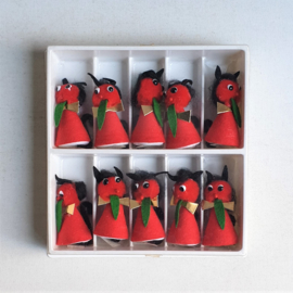duiveltjes 10 wolfiguren in doos west germany devil figures in box