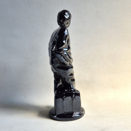 beeld figurine gentleman with suitcase 1980s