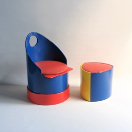 kinderstoel + poef studio Bohm children's furniture 1990s