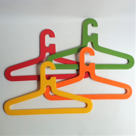 kapstok kledinghangers 4x space age coat hangers 1970s