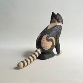 beeld poes houtsnijwerk folk art wood carving cat figurine lipiec 1980s