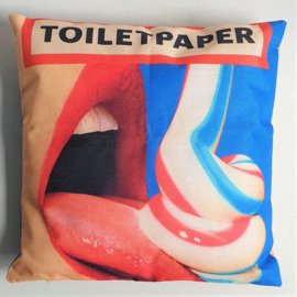 toiletpaper kussen art "toothpaste on tongue" cushion