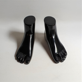 voeten etalage decoratie decoration black feet gaetano pesce style 1980s / 1990s