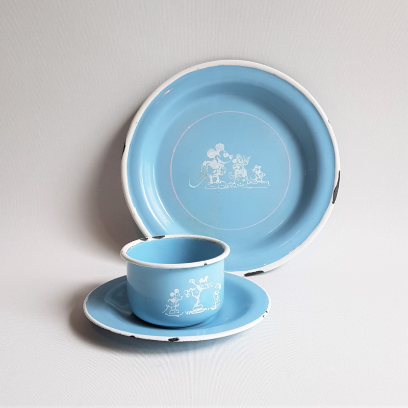 mickey mouse rat face emaille servies enamel plate cup & saucer | antique disney | vintagexplosion