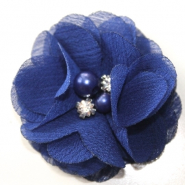 Chiffon bloem strass en parel royal blauw