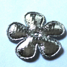 25mm zilver bloem