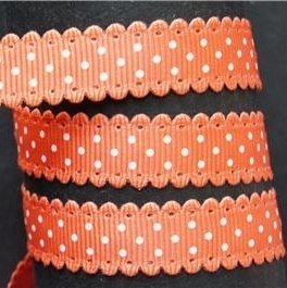 10mm oranje polkadot lint met schulprandje p/m