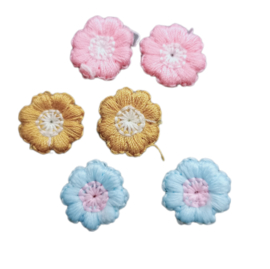 kleine broderie bloemen mix 30 stuks