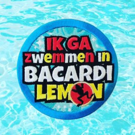 Ik ga zwemmen in Bacardi Lemon