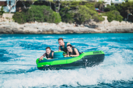 Funtube | 3 Persons | Rodeo | Jobe