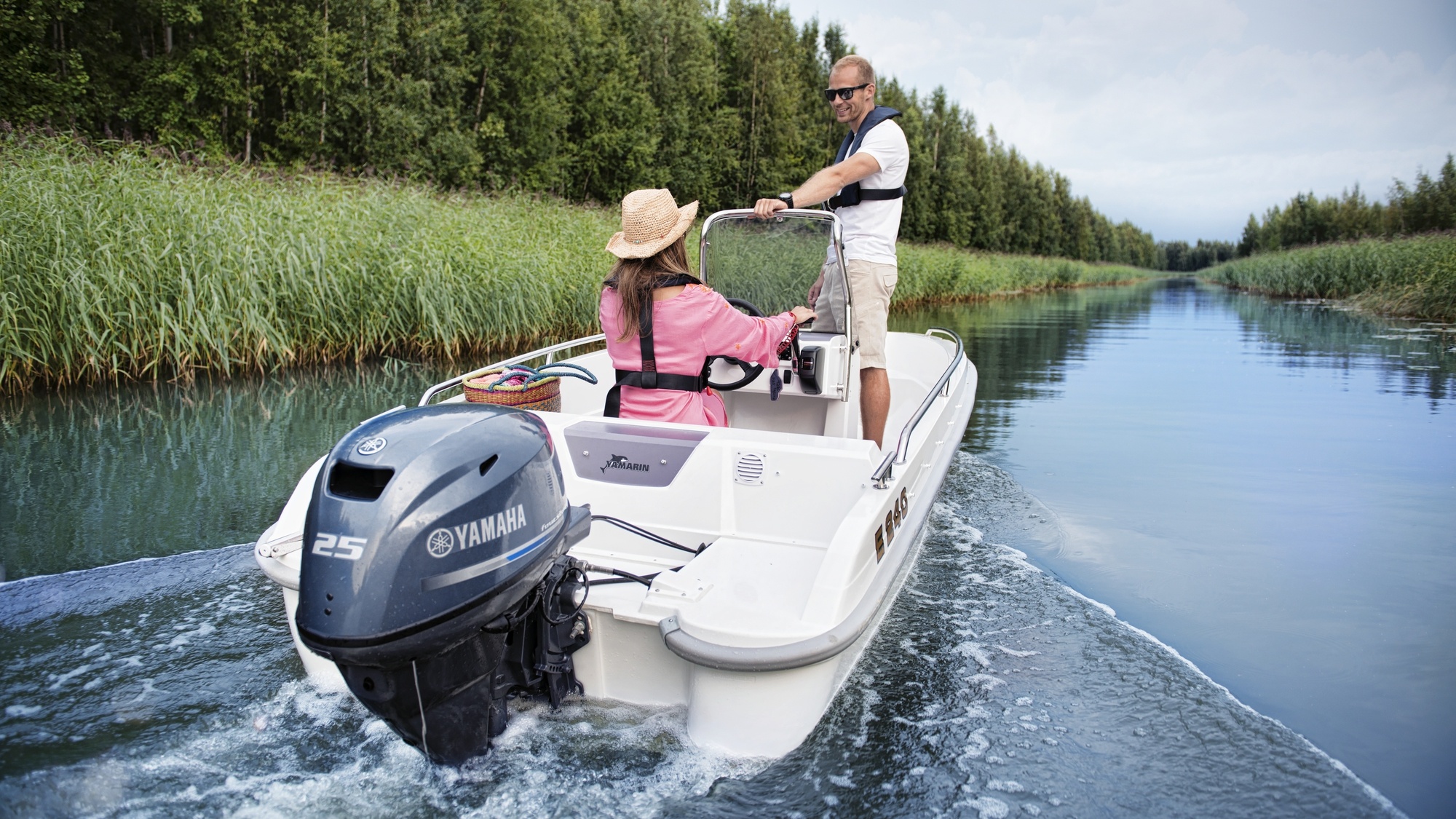 2014-Yamaha-F25D.jpg 2014-Yamaha-F25D.jpg