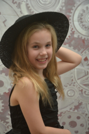 1242: Poster Model Emma