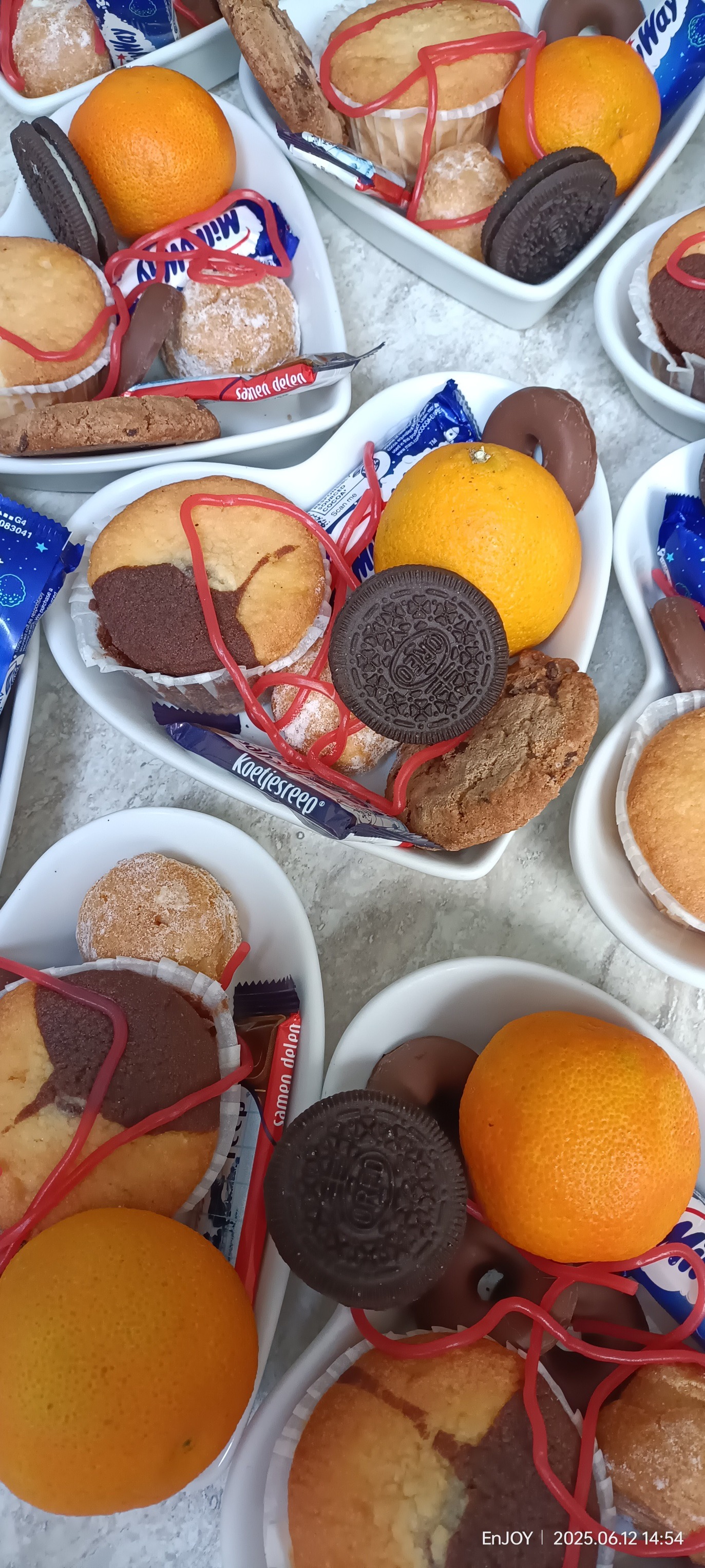 1249: Medina`s high tea en zeepfeestje!!!!