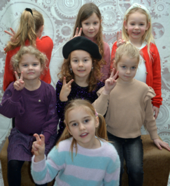 1245: Feestje van EVA!!!