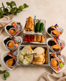 1264:  feestje van Tuana met een High Tea en armbandjes maken!!