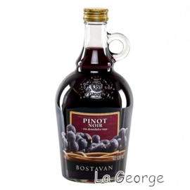 Bostavan  Pinot noir  1 L  halfzoete rode wijn
