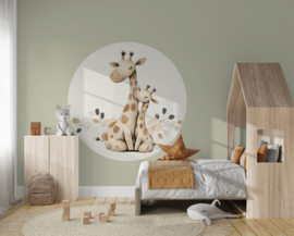 Muurcirkel  Giraffe Hug  – In Neutrale Kleuren