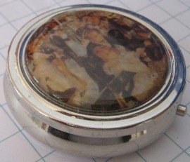 pil 130 pillendoosje met spiegel bal van Auguste Renoir