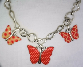 collier Vlinders met patroontje zwaar verzilverd, EAN 0087184815170 geplaatst