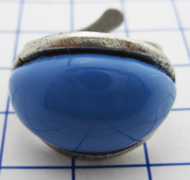 RIN D002 blauwe ring, verzilverd met blauwe emaille, een maat