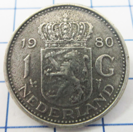 MB002 Broche Gulden met dubbele kop Juliana/Beatrix 1980 verzilverd