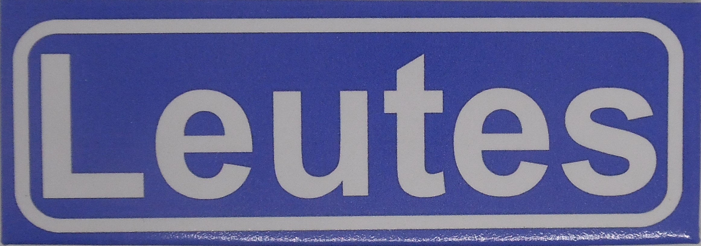 Koelkastmagneet plaatsnaambord Leutes