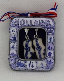 Delftsblauwe klompjesoorbellen handgeschilderd   EAN 0087184815262  OOR 122 