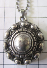 Zeeuwse knop groot bol hol met bolletjesketting ZKH602