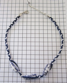 COL 014 Collier delftsblauw, koord en handgeschilderde 100% amsterdam kralen