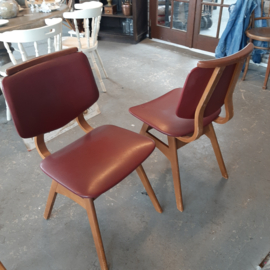 3 vintage stoelen