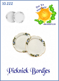 10.222 Picknick plates