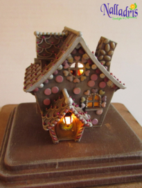 DIY Gingerbread Cottage - Complete Kit