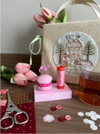 Layered Notions || Cutie Thread 'n Pin Station - turquoise pastel