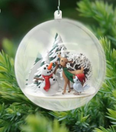 Dress it up || Woodland Holiday Buttons