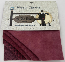 Wooly charms || cranberry - WC5701