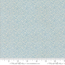 Sallys Stitches Blue Sky || 31720 18