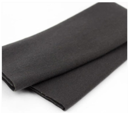 Sue Spargo || stof van Merinowol - leisteenkleur LN05